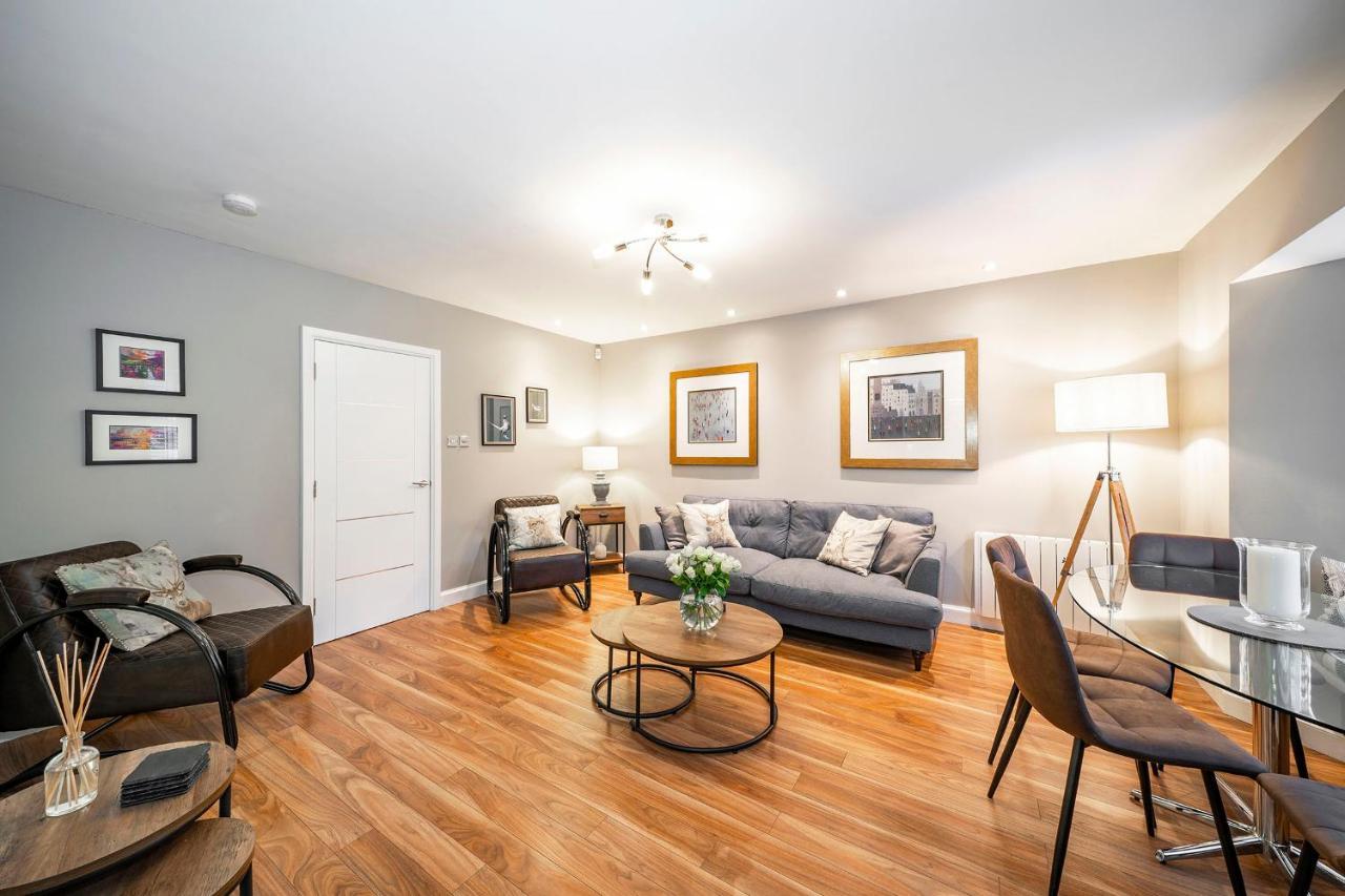 The Pines - Luxury 3-Bed Apartment Near Golf & Spa, Gleneagles, アウキテラーダー エクステリア 写真